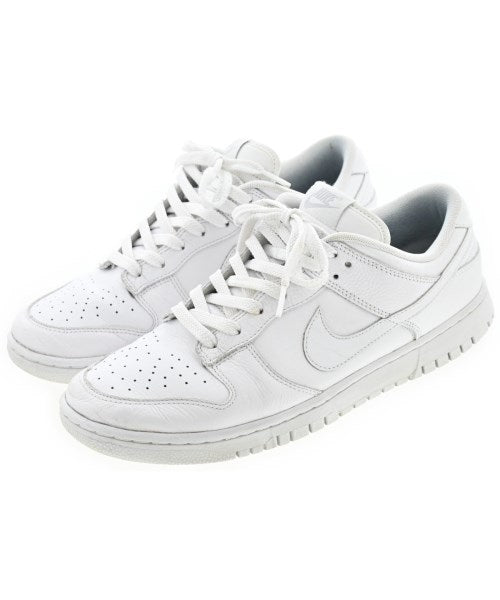 NIKE รองเท้าผ้าใบ