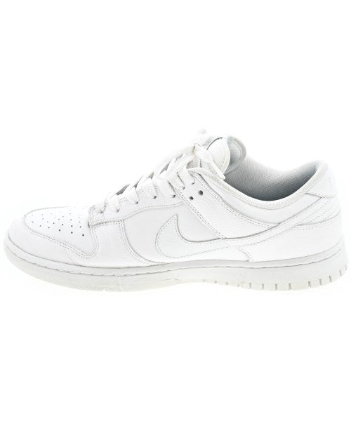 NIKE รองเท้าผ้าใบ