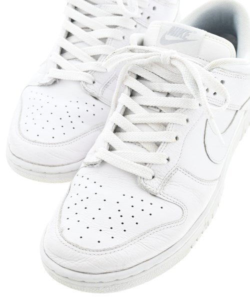 NIKE รองเท้าผ้าใบ