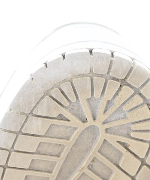 NIKE รองเท้าผ้าใบ