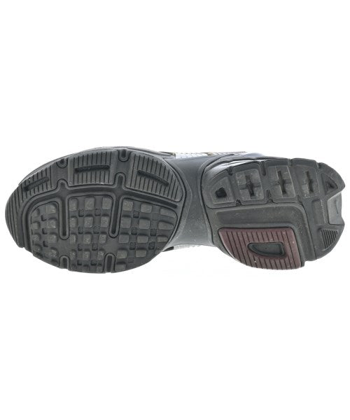 NIKE รองเท้าผ้าใบ