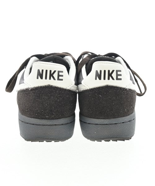 NIKE รองเท้าผ้าใบ