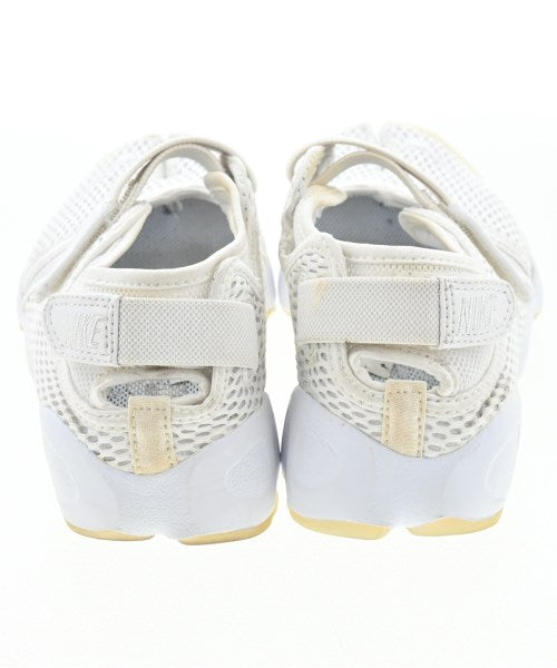 NIKE รองเท้าแตะ