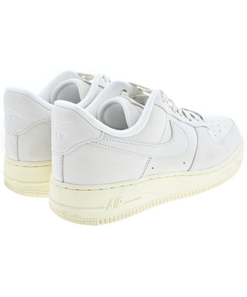 NIKE รองเท้าผ้าใบ