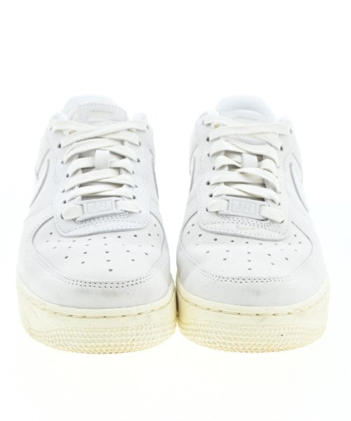 NIKE รองเท้าผ้าใบ