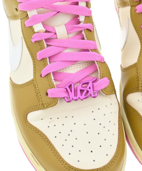 NIKE รองเท้าผ้าใบ