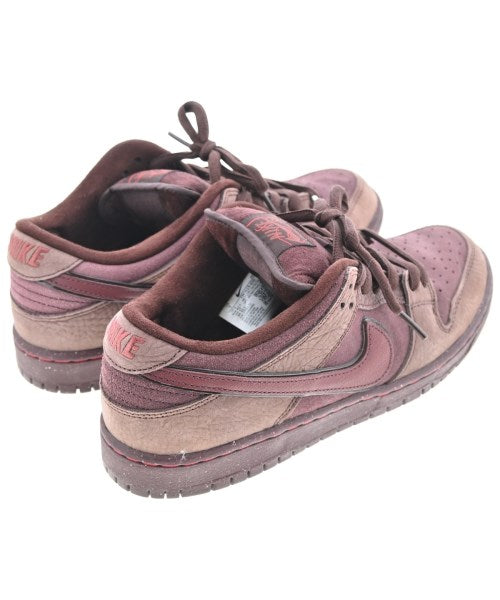 NIKE รองเท้าผ้าใบ