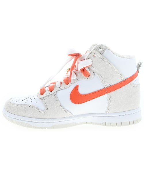 NIKE รองเท้าผ้าใบ