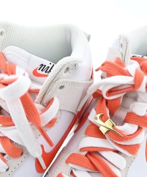 NIKE รองเท้าผ้าใบ