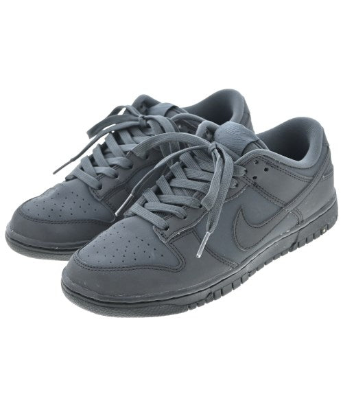 NIKE รองเท้าผ้าใบ