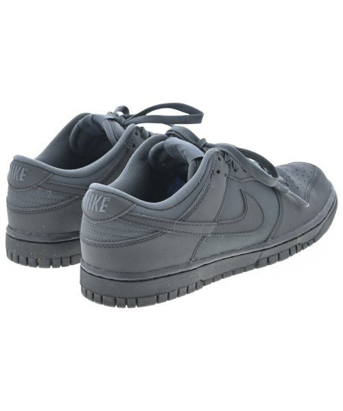 NIKE รองเท้าผ้าใบ