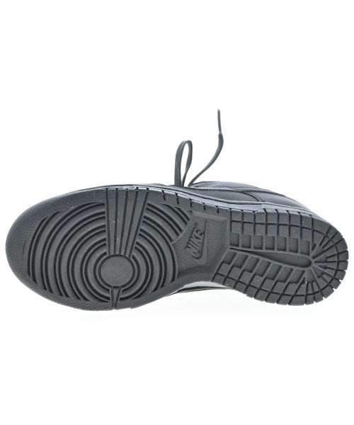 NIKE รองเท้าผ้าใบ