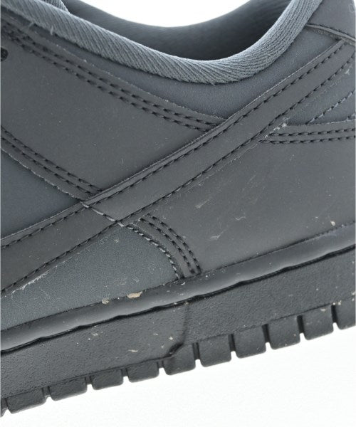 NIKE รองเท้าผ้าใบ