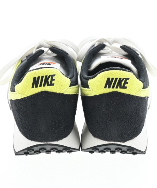 NIKE รองเท้าผ้าใบ