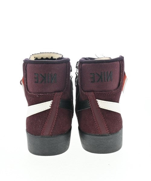 NIKE รองเท้าผ้าใบ