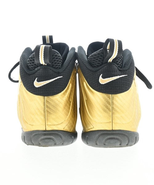 NIKE รองเท้าผ้าใบ