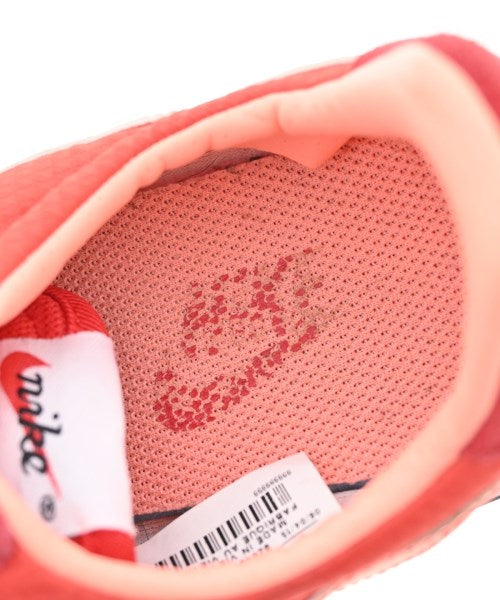 NIKE รองเท้าผ้าใบ