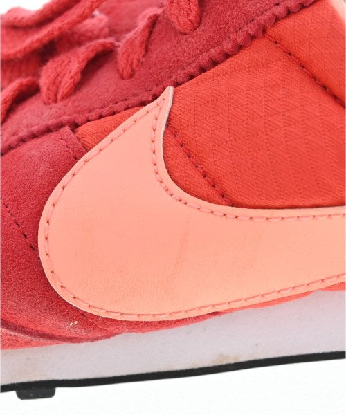 NIKE รองเท้าผ้าใบ