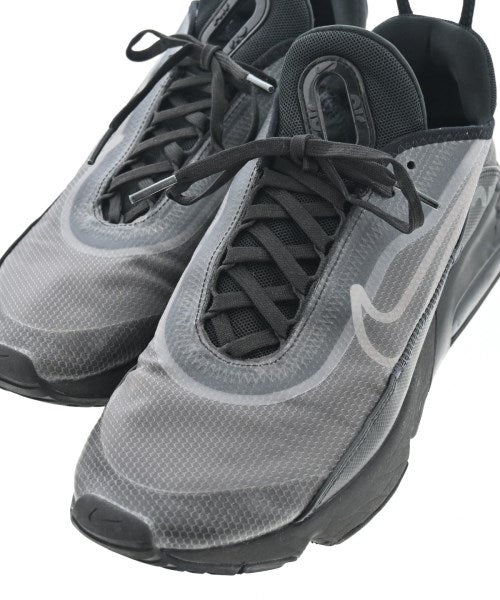NIKE รองเท้าผ้าใบ