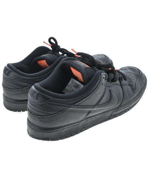 NIKE รองเท้าผ้าใบ