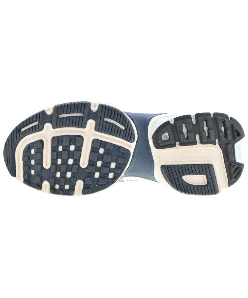 NIKE รองเท้าผ้าใบ