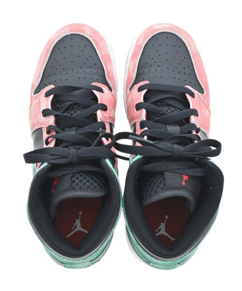 NIKE รองเท้าผ้าใบ