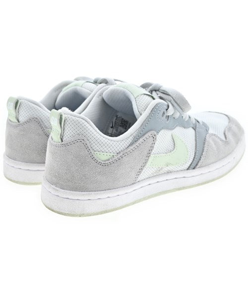 NIKE รองเท้าผ้าใบ