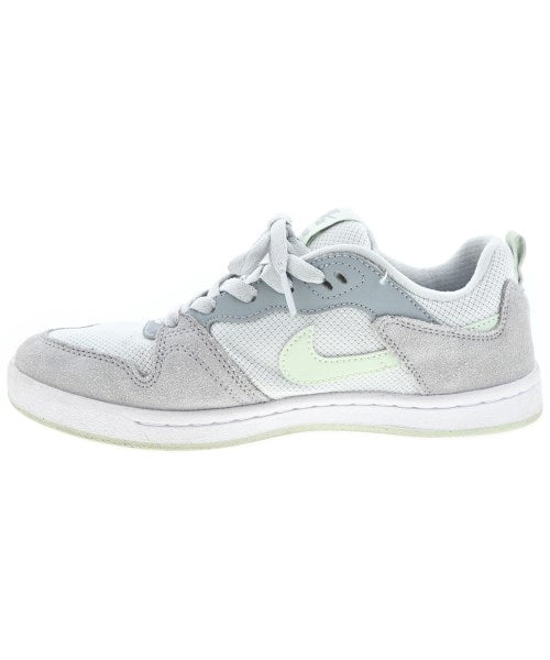 NIKE รองเท้าผ้าใบ