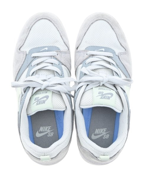 NIKE รองเท้าผ้าใบ