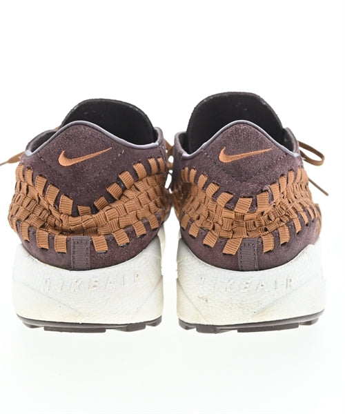 NIKE รองเท้าผ้าใบ