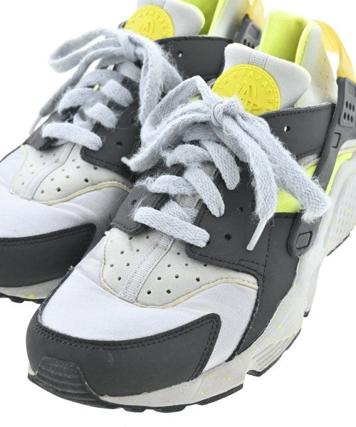 NIKE รองเท้าผ้าใบ