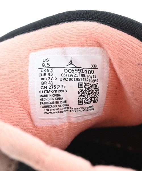 NIKE รองเท้าผ้าใบ