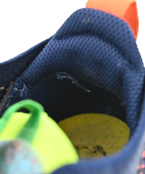 NIKE รองเท้าผ้าใบ