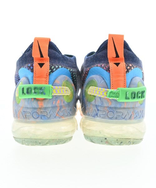 NIKE รองเท้าผ้าใบ