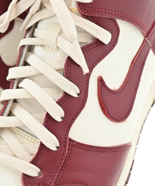 NIKE รองเท้าผ้าใบ