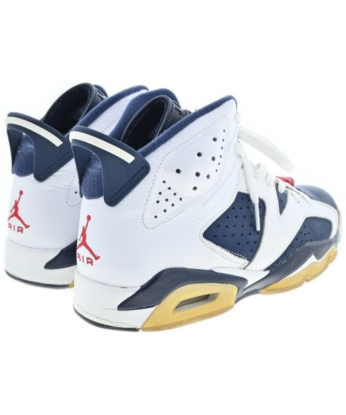 NIKE รองเท้าผ้าใบ