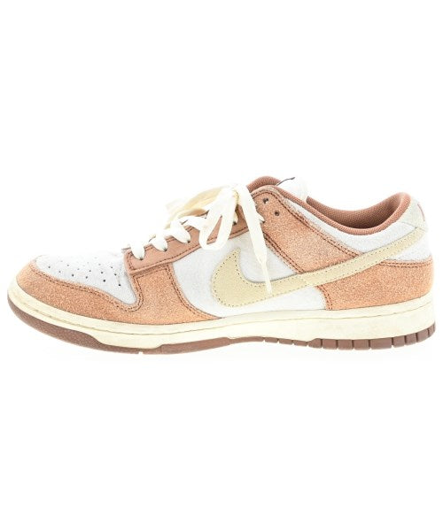 NIKE รองเท้าผ้าใบ