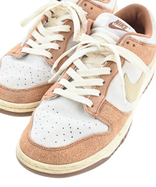 NIKE รองเท้าผ้าใบ