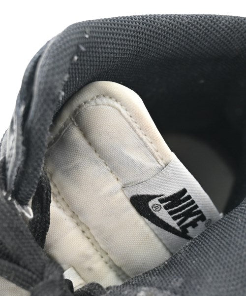 NIKE รองเท้าผ้าใบ