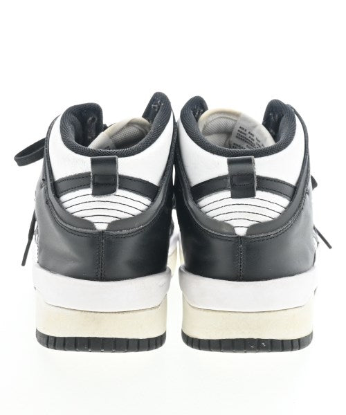 NIKE รองเท้าผ้าใบ