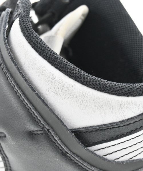 NIKE รองเท้าผ้าใบ