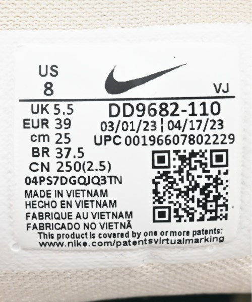 NIKE รองเท้าผ้าใบ