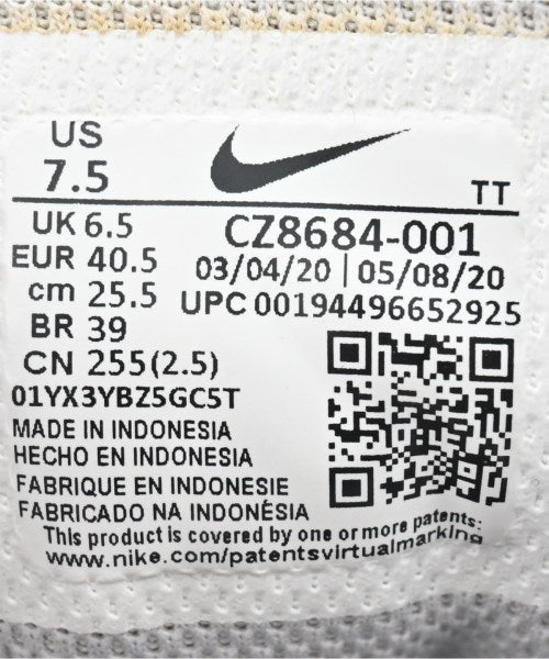 NIKE รองเท้าผ้าใบ