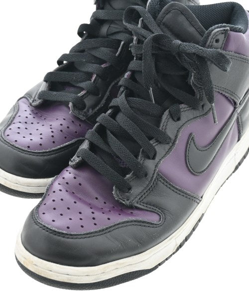 NIKE รองเท้าผ้าใบ