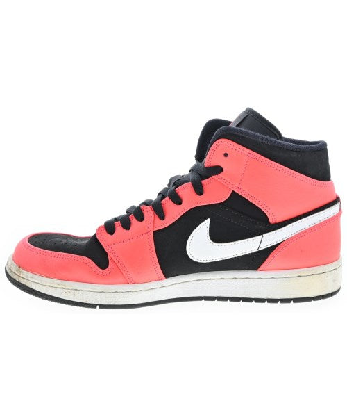 NIKE รองเท้าผ้าใบ
