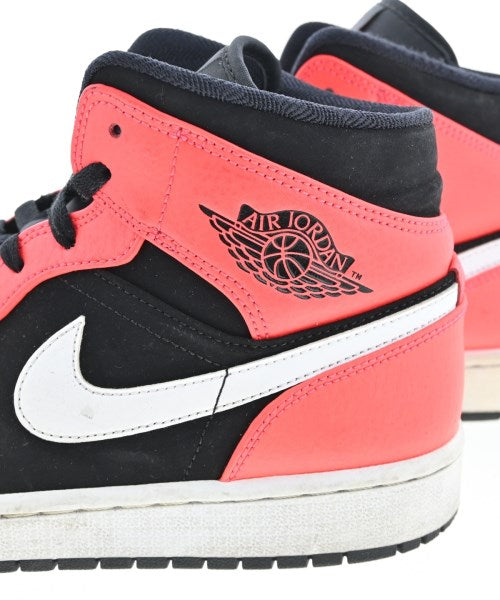 NIKE รองเท้าผ้าใบ