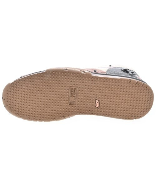 NIKE รองเท้าผ้าใบ