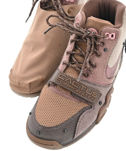 NIKE รองเท้าผ้าใบ