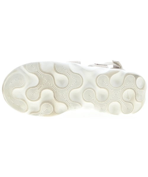 NIKE รองเท้าแตะ