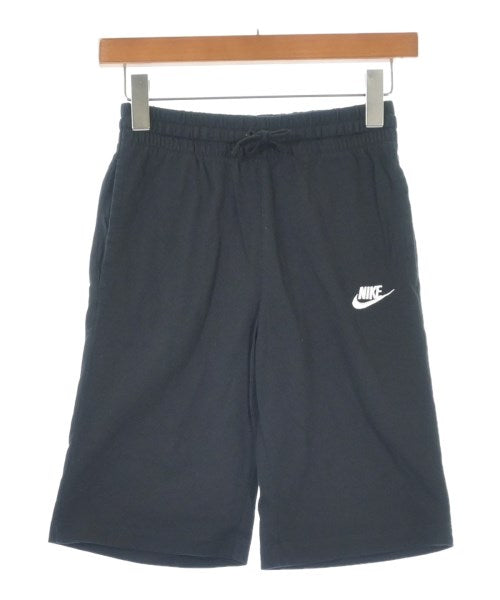 NIKE กางเกงขาสั้น